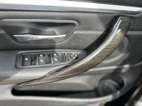 Used 2018 BMW 430i Convertible image 27