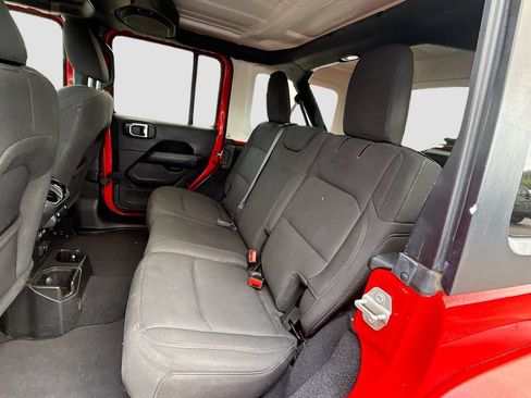 Used 2023 Jeep Wrangler Unlimited Sahara AWD/4WD image 24