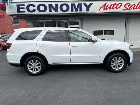 Used 2019 Dodge Durango SXT w/ 3rd Row Seating Group AWD/4WD image 2