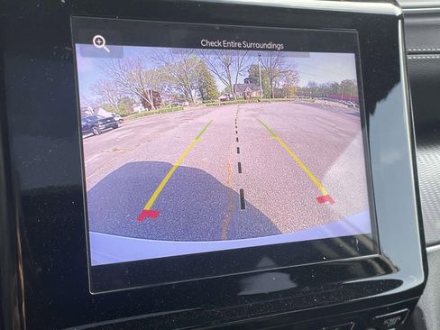 Used 2024 Jeep Grand Cherokee Altitude RWD image 19