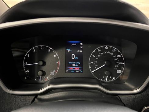 Used 2024 Toyota Corolla SE FWD image 9