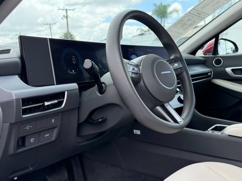 Used 2025 Hyundai Sonata SEL FWD image 27