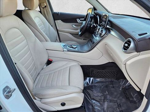 Used 2018 Mercedes-Benz GLC 300 4MATIC Coupe image 21
