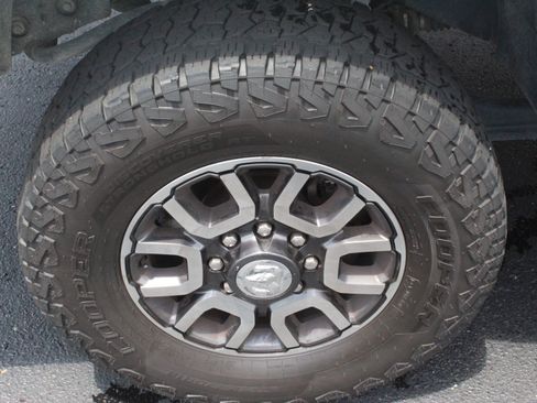 Used 2017 RAM 2500 Laramie w/ Convenience Group AWD/4WD image 10