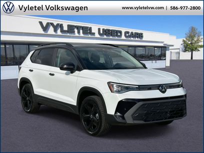 Certified 2025 Volkswagen Taos SE
