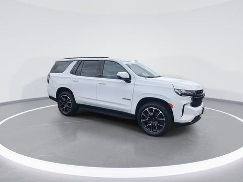 Used 2023 Chevrolet Tahoe RST w/ Luxury Package AWD/4WD image 2