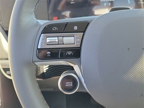 New 2026 Hyundai Ioniq 5 SEL image 5