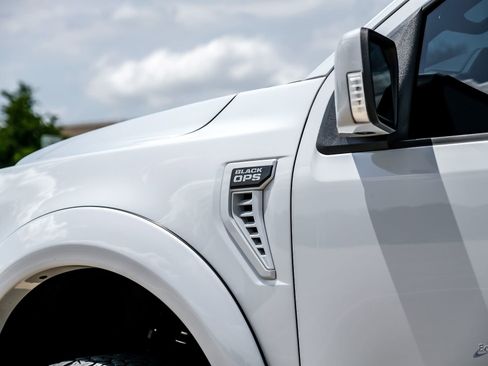 Used 2021 Ford F150 Lariat w/ Equipment Group 502A High AWD/4WD image 32