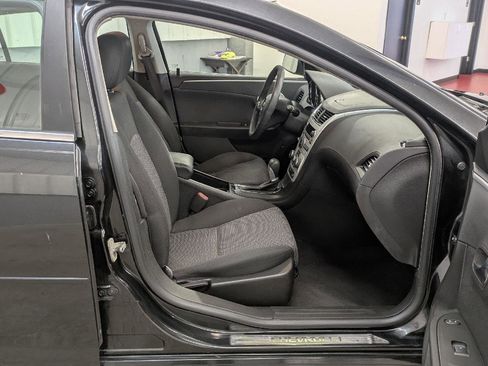 Used 2009 Chevrolet Malibu LT w/ Power Convenience Package image 24