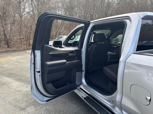 Used 2022 Chevrolet Silverado 1500 High Country image 28