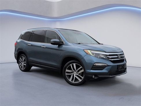 Used 2016 Honda Pilot Elite image 2