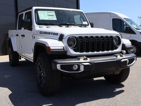 New 2026 Jeep Gladiator Sport AWD/4WD image 6