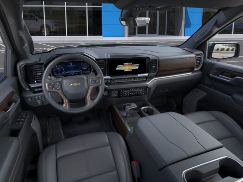 Used 2023 Chevrolet Silverado 1500 High Country w/ High Country Premium Package AWD/4WD image 39