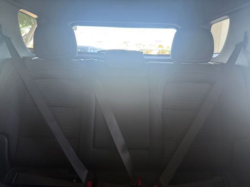 Used 2025 Chevrolet Equinox LT image 38