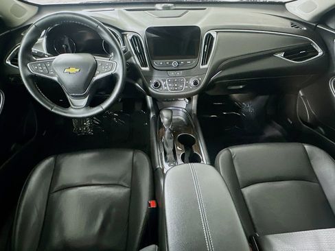 Used 2024 Chevrolet Malibu LT FWD image 16