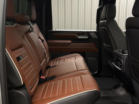 Used 2026 GMC Sierra 3500 Denali Ultimate AWD/4WD image 42