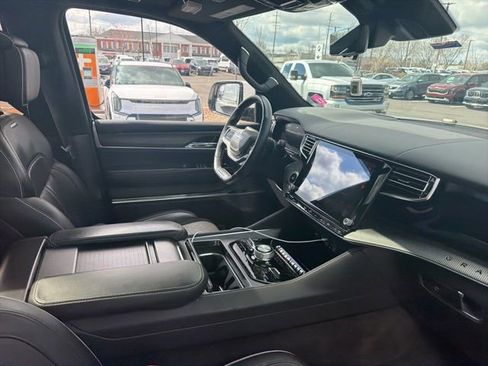 Used 2022 Jeep Grand Wagoneer Series II w/ Quick Order Packagew 28T image 14