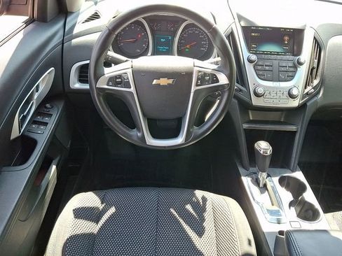 Used 2017 Chevrolet Equinox LT w/ Convenience Package image 11