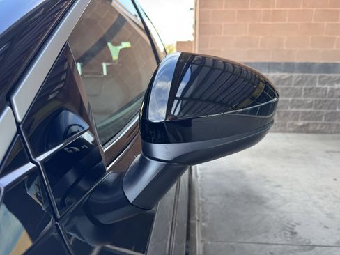 Used 2023 Nissan Ariya FWD image 13