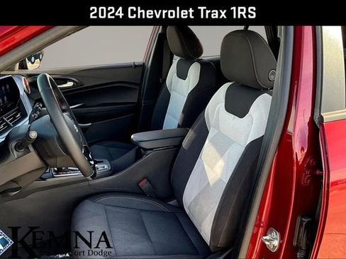 Used 2024 Chevrolet Trax RS w/ Driver Confidence Package image 22