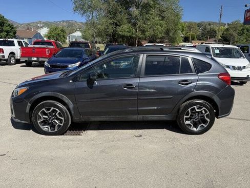 Used 2017 Subaru Crosstrek 2.0i Limited AWD/4WD image 7