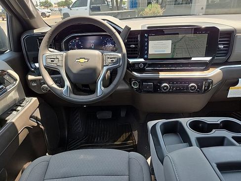New 2026 Chevrolet Silverado 1500 LT w/ Z71 Off-Road Package AWD/4WD image 8