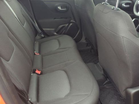 Used 2021 Jeep Renegade Sport FWD image 23