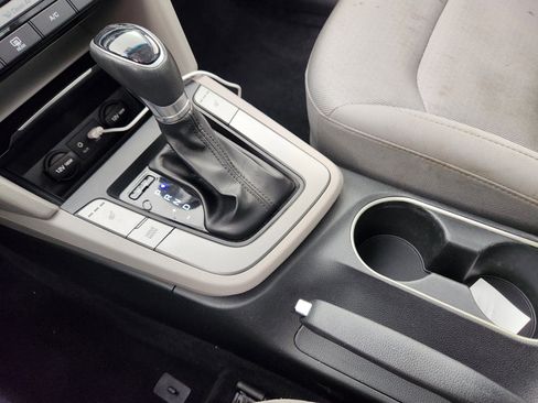 Used 2018 Hyundai Elantra Value Edition image 25