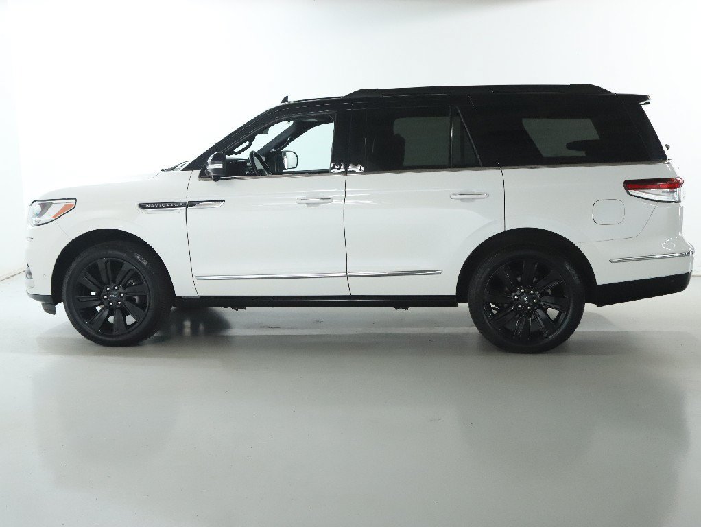 Certified 2023 Lincoln Navigator Black Label AWD/4WD image 44