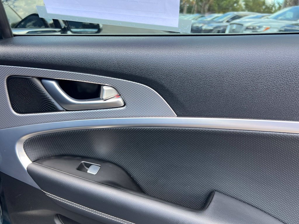 Used 2022 Genesis G70 2.0T w/ Prestige Package RWD image 53