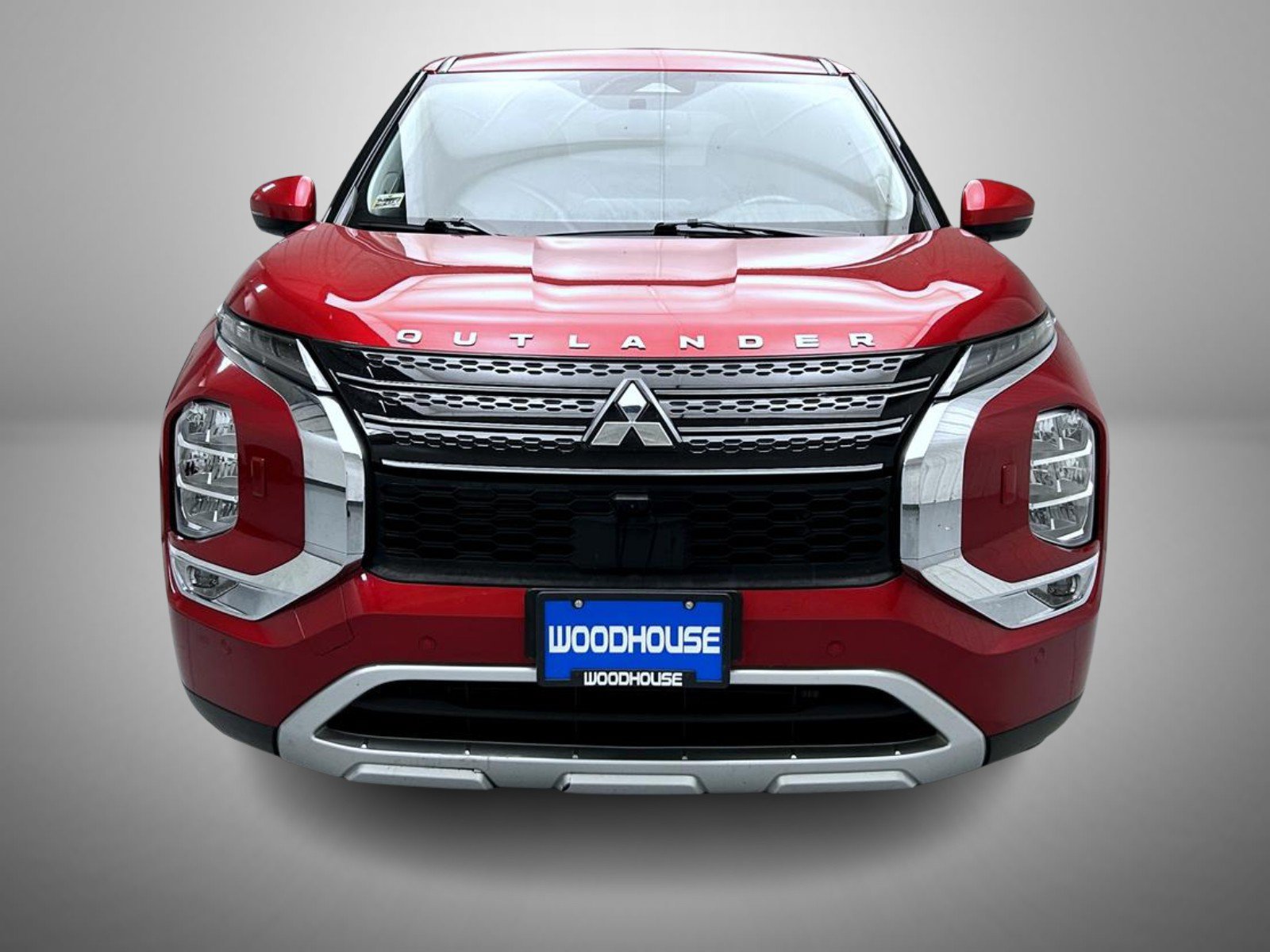 Used 2023 Mitsubishi Outlander SE AWD/4WD image 2