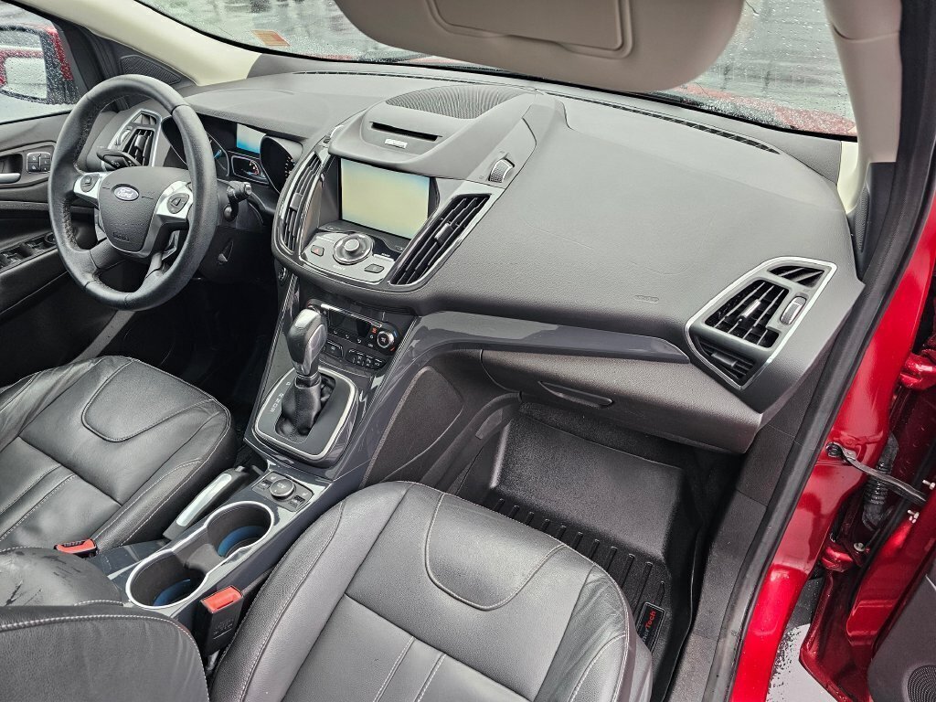 Used 2013 Ford Escape Titanium w/ Parking Technology Pkg AWD/4WD image 11