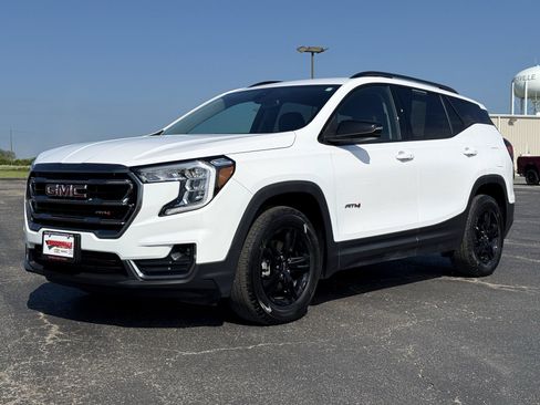 Certified 2023 GMC Terrain AT4 AWD/4WD image 8