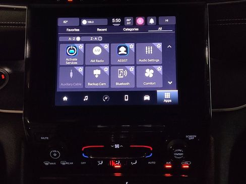 Used 2023 Jeep Grand Cherokee Laredo image 25