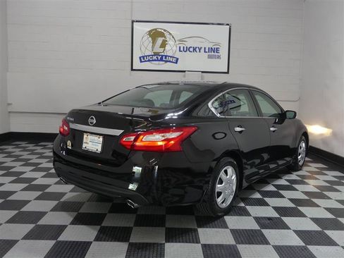 Used 2017 Nissan Altima 2.5 S w/ Power Driver Seat Package FWD image 10