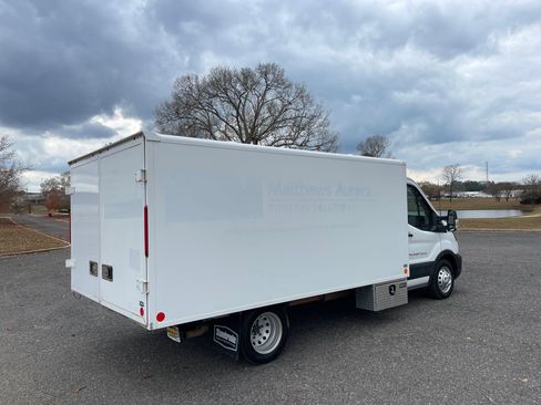 Used 2020 Ford Transit 350 T-350 HD DRW w/ Upfitter Package image 5