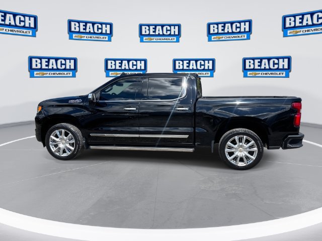 Used 2022 Chevrolet Silverado 1500 High Country w/ High Country Premium Package AWD/4WD image 5