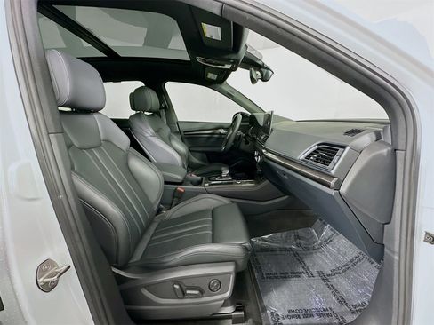 Used 2023 Audi SQ5 Premium Plus image 29