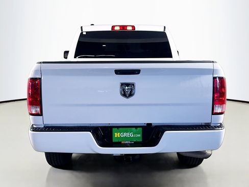 Used 2018 RAM 1500 Express image 8