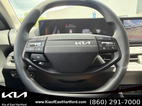 New 2026 Kia K4 FWD image 33