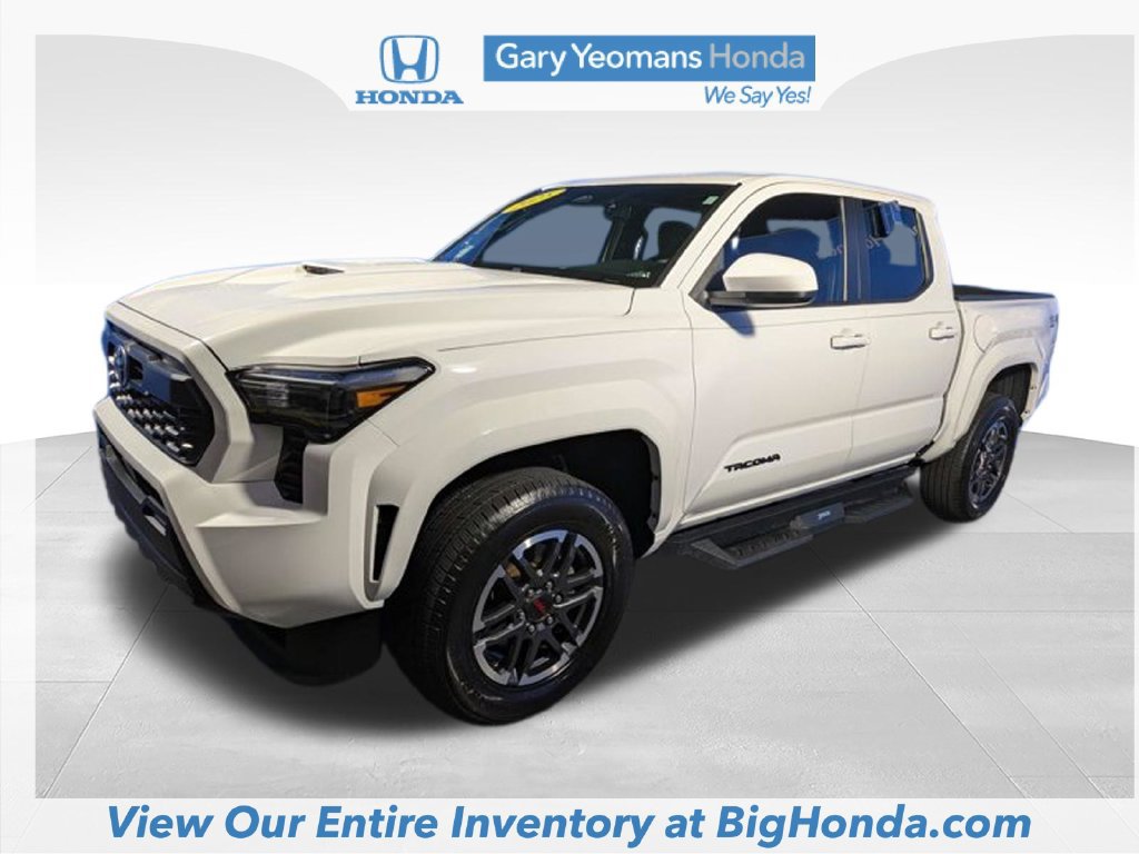 Used 2025 Toyota Tacoma TRD Sport AWD/4WD image 10