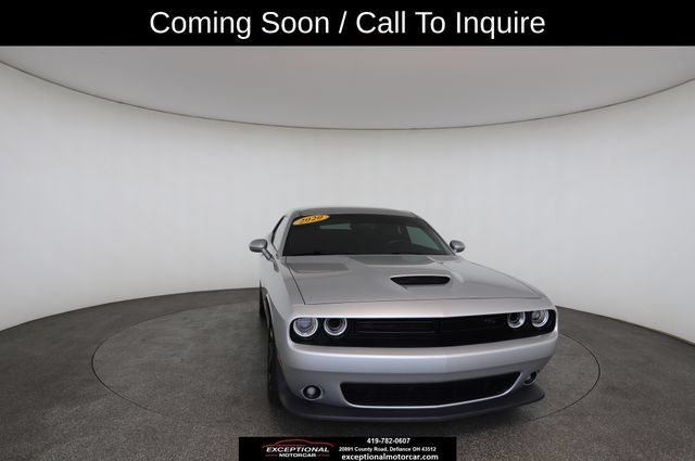 Used 2020 Dodge Challenger R/T w/ Driver Convenience Group RWD image 31
