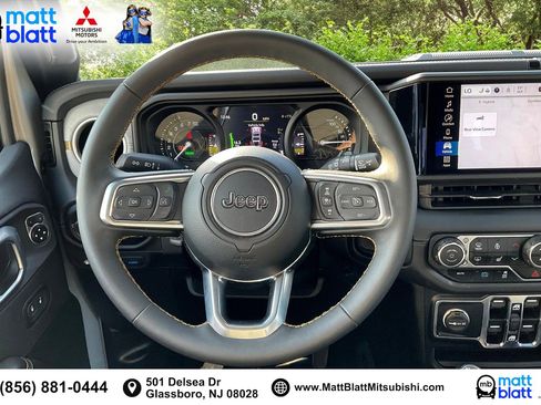 Used 2024 Jeep Wrangler Unlimited Sahara image 6