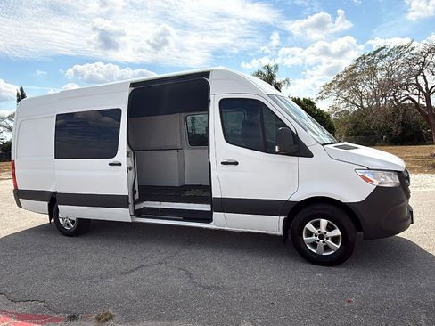 Used 2019 Mercedes-Benz Sprinter 170 image 10