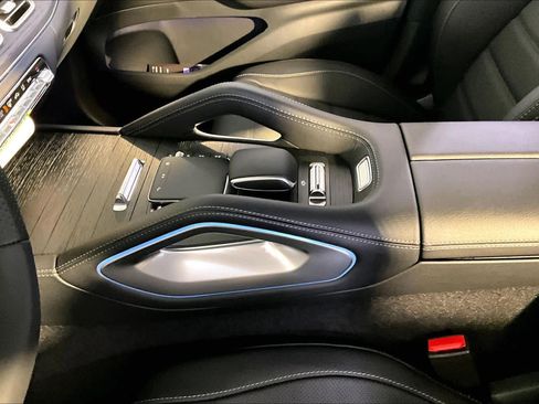 New 2026 Mercedes-Benz GLS 450 4MATIC image 10