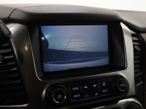 Used 2020 Chevrolet Suburban Premier image 24