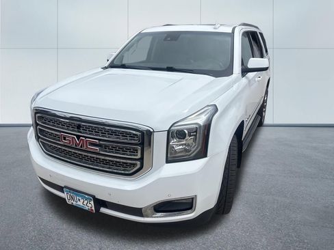 Used 2018 GMC Yukon SLT AWD/4WD image 2