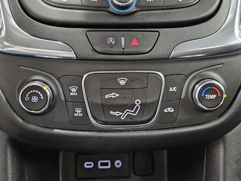 Used 2023 Chevrolet Equinox LT image 19