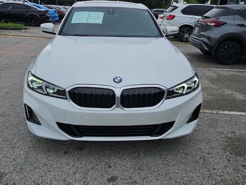 Used 2023 BMW 330i Sedan w/ Driving Assistance Package RWD image 2