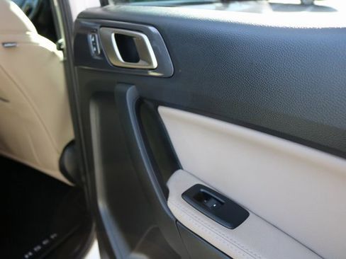 Used 2019 Ford Ranger Lariat w/ Equipment Group 501A Mid image 27